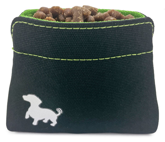 Swaggly Dog Treat Pouch - Treat Pouches For Pet Training - Extra Small - Black with Green Interior